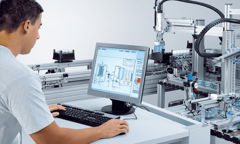 mécatronique industrielle